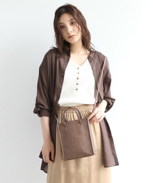 OZOC（オゾック）の「イントレチャート風ミニショルダー（バッグ・レディース・ブラック(019)/ブラウン(042)/ブルー(092)/アイボリー(004)・00(FREE)）」の21枚目の写真