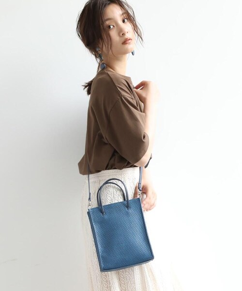 OZOC（オゾック）の「イントレチャート風ミニショルダー（バッグ・レディース・ブラック(019)/ブラウン(042)/ブルー(092)/アイボリー(004)・00(FREE)）」の14枚目の写真