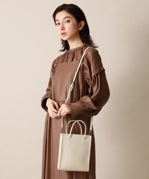 OZOC（オゾック）の「イントレチャート風ミニショルダー（バッグ・レディース・ブラック(019)/ブラウン(042)/ブルー(092)/アイボリー(004)・00(FREE)）」の18枚目の写真