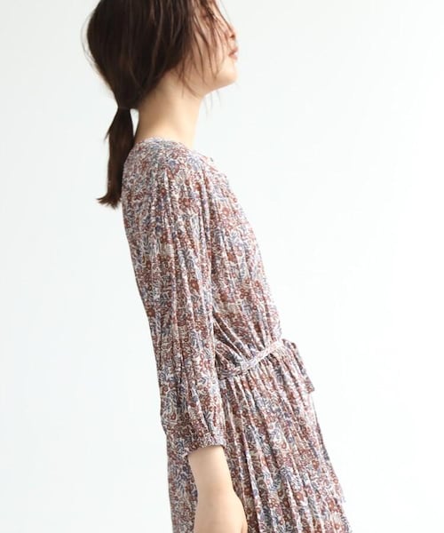 OZOC（オゾック）の「[洗える]小花柄ワッシャー2WAYワンピース（ワンピース/ドレス・レディース・ダークオレンジ(168)/ダークブラウン(143)・38(M)）」の8枚目の写真