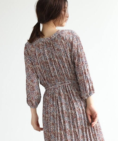 OZOC（オゾック）の「[洗える]小花柄ワッシャー2WAYワンピース（ワンピース/ドレス・レディース・ダークオレンジ(168)/ダークブラウン(143)・38(M)）」の7枚目の写真