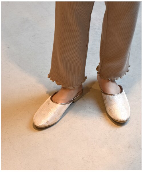 w closet（ダブルクローゼット）の「チャイナスリッパ（シューズ・レディース・シルバー/ゴールド/ブラック・M/L/FREE）」の5枚目の写真