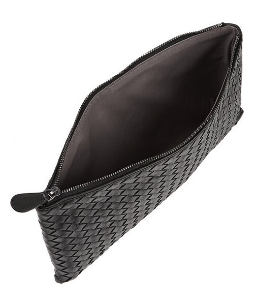 BOTTEGA VENETA（ボッテガヴェネタ）の「Bottega Veneta Intrecciato leather pouch（クラッチバッグ・レディース・Black・One size）」の4枚目の写真