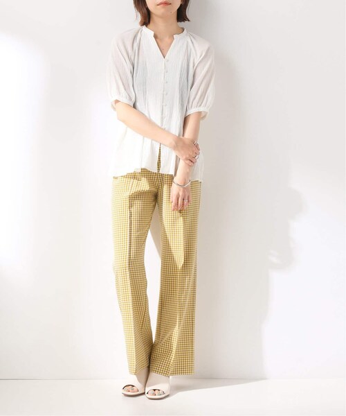 U by SPICK&SPAN（ユーバイスピックアンドスパン）の「フロントボタンパンツ◆（パンツ・イエロー A/34/残り1点/36/38/残り2点）」の2枚目の写真