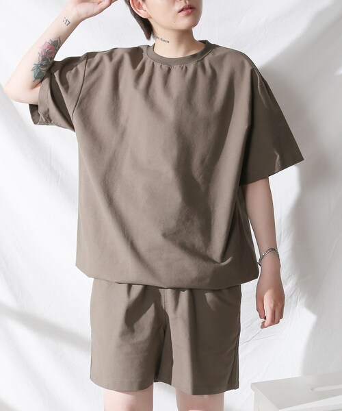 BOYSHE（ボーイシー）の「【セットアップ】リネン ストリングTシャツ+バンディング ショートパンツ　カーキ（Tシャツ/カットソー・レディース・その他）」の5枚目の写真