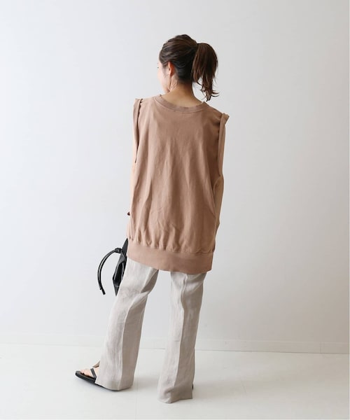 新品未使用　FRAMeWORK Li/Nyスリットパンツ FRAMeWORK（フレームワーク）の「Li/Nyスリットパンツ