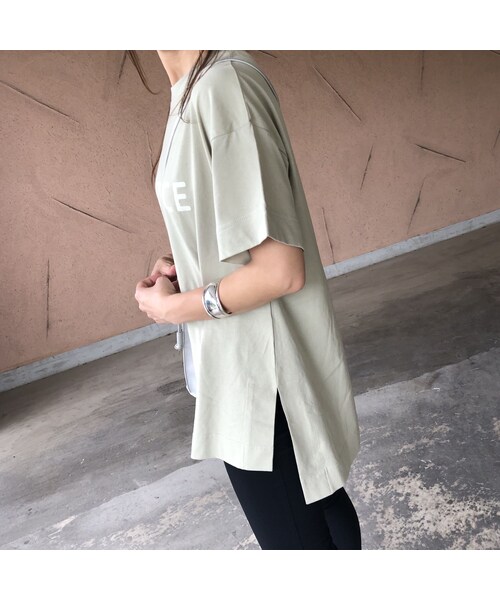 copine（コピン）の「バックロング裾スリット！DISTANCEロゴビッグtシャツ(3color)【クリックポスト対象商品】（Tシャツ/カットソー・レディース・その他）」の9枚目の写真