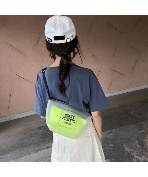 copine（コピン）の「Dickiesインナーポーチ付き！ショルダーバッグ(2color)【クリックポスト対象商品】（ショルダーバッグ・レディース・その他）」の11枚目の写真