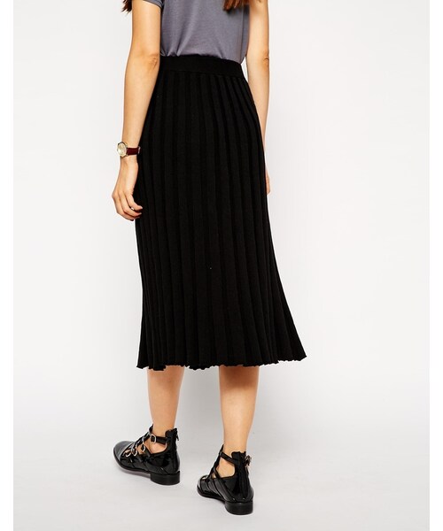 asos(エイソス)の「ASOS Pleated Midi Skirt In Knit(スカート・レディース・black・US 0/US 10/US 12/US 14/US 2/US 4/US 6/US 8)」の2枚目の写真
