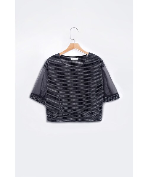ORENDA（オレンダ）の「若隱若現袖透膚短版上衣（トップス・レディース・白/黑・S/M/L）」の2枚目の写真