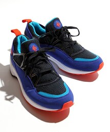NIKE（ナイキ）の「AIR HUARACHE LIGHT (ナイキ エア ハラチ ライト