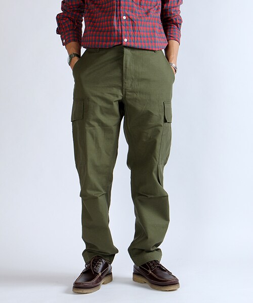 FREAK'S AMERICA(フリークスアメリカ)の「6POCKET CARGO PANTS USA(パンツ・メンズ・ブラック/キャメル/カーキ/カモフラージュ・M/L)」の2枚目の写真