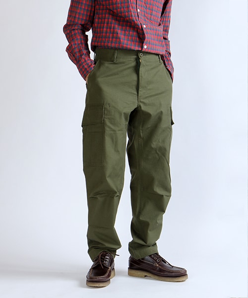 FREAK'S AMERICA(フリークスアメリカ)の「6POCKET CARGO PANTS USA(パンツ・メンズ・ブラック/キャメル/カーキ/カモフラージュ・M/L)」の4枚目の写真