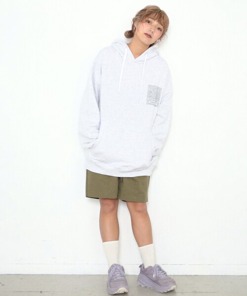 BOYSHE（ボーイシー）の「ボリュームタック バルーンハーフパンツ【2 color】（チノパンツ・レディース・その他）」の5枚目の写真