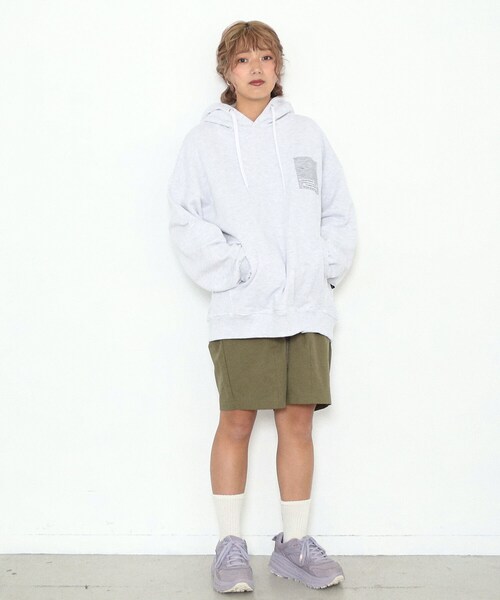 BOYSHE（ボーイシー）の「ボリュームタック バルーンハーフパンツ【2 color】（チノパンツ・レディース・その他）」の3枚目の写真