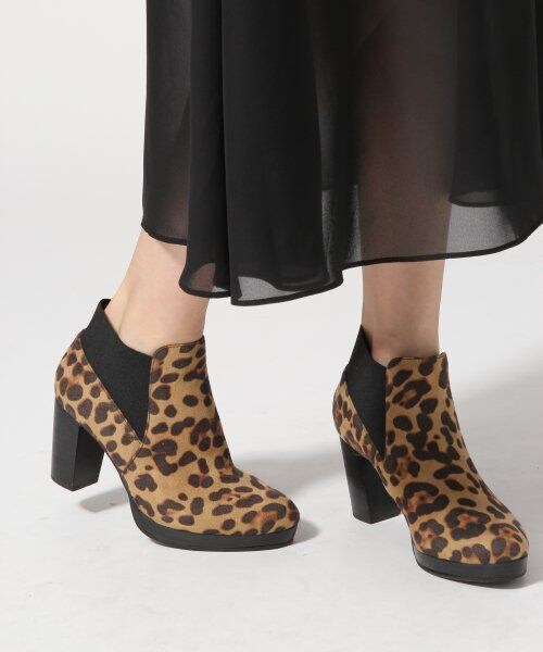 JEANASIS（ジーナシス）の「キリカエゴアＨブーツ（シューズ・レディース・ブラック/ボルドー/レオパード・M（23.0～24.0）/L（24.0～25.0））」の3枚目の写真