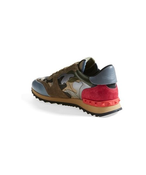 VALENTINO(ヴァレンティノ)の「Valentino Camouflage Sneaker (Women)(スニーカー・レディース・Camo/ Pink・6.5US / 36.5EU/6US / 36EU/7.5US / 37.5EU/8.5US / 38.5EU/8US / 38EU/9.5US / 39.5EU/9US / 39EU/10US / 40EU/11US / 41EU)」の3枚目の写真