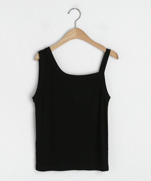 DHOLIC（ディーホリック）の「アンバランススリーブレス（タンクトップ・レディース・ホワイト/ベージュ/ブラック/ブラウン・FREE）」の2枚目の写真