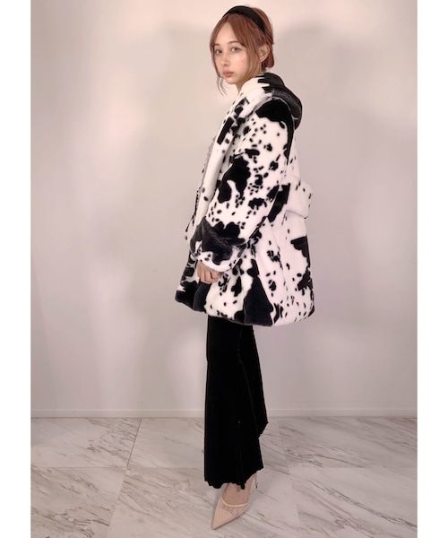 FICTION TOKYO（フィクショントーキョー）の「Holstein Faux Fur