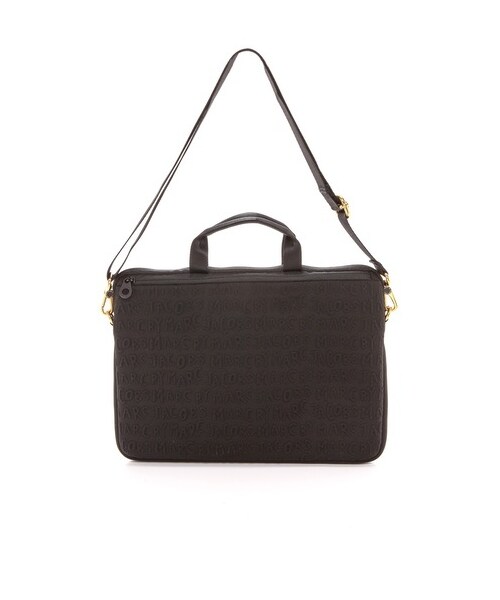 Marc by Marc Jacobs（マークバイマークジェイコブス）の「Marc by Marc Jacobs Adults Suck Neoprene 15" Computer Case（ビジネスバッグ・レディース・Black・One Size）」の3枚目の写真