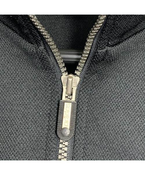 VINTAGE（ヴィンテージ）の「《adidas》レア90s . トラックジャージ（Tシャツ/カットソー・メンズ・その他）」の5枚目の写真