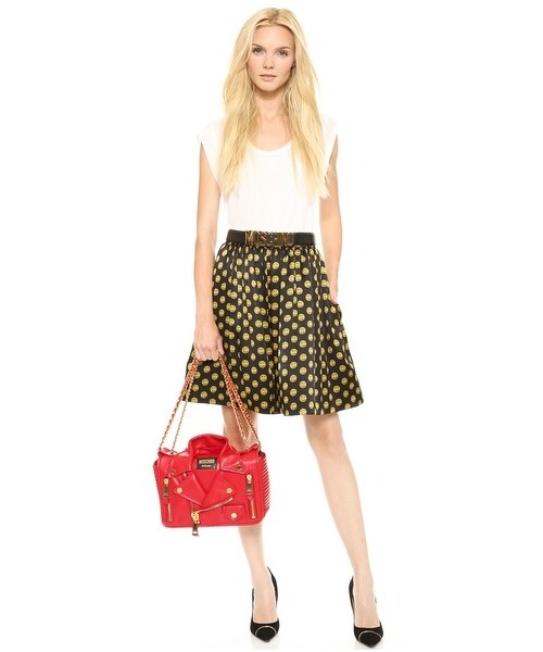 MOSCHINO（モスキーノ）の「Moschino Moto Jacket Shoulder Bag（ショルダーバッグ・レディース・Red・One Size）」の3枚目の写真