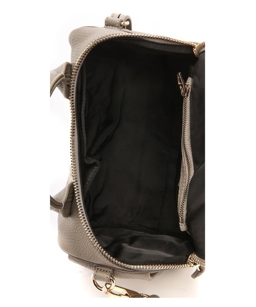 alexanderwang（アレキサンダーワン）の「Alexander Wang Rockie Duffel Bag（ショルダーバッグ・レディース・Oyster・One Size）」の5枚目の写真