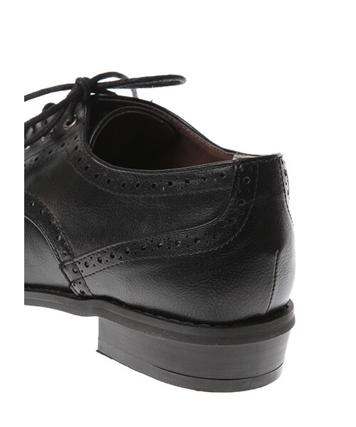 earth music&ecology（アースミュージックアンドエコロジー）の「メンズライクシューズ（パンプス・レディース・ブラック/キャメル・22.5cm/23cm/23.5cm/24cm/24.5cm）」の6枚目の写真