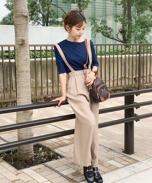 OZOC(オゾック)の「オリジナルモノグラム柄縦長ショルダー(バッグ・レディース・ダークブラウン(143)/アイボリー(104)/キャメル(141)/ブラック(019)/ブラウン(142)/ブラック(119)・00(FREE))」の21枚目の写真