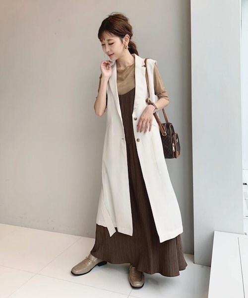 OZOC(オゾック)の「オリジナルモノグラム柄縦長ショルダー(バッグ・レディース・ダークブラウン(143)/アイボリー(104)/キャメル(141)/ブラック(019)/ブラウン(142)/ブラック(119)・00(FREE))」の20枚目の写真