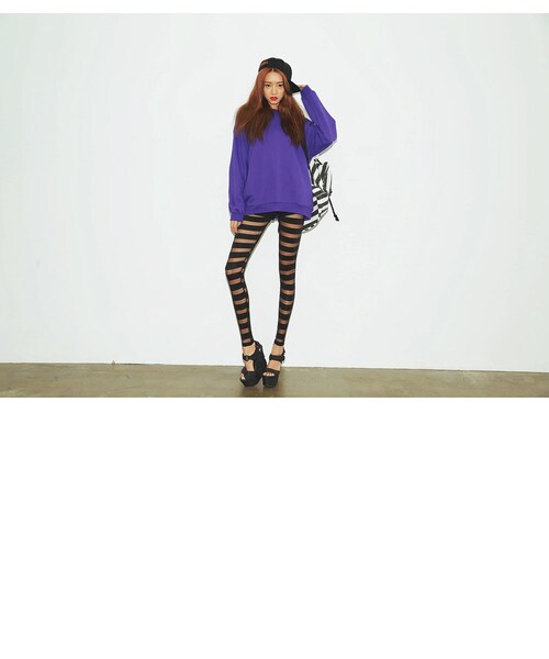 STYLENANDA（スタイルナンダ）の「カラフル無地ベーシックスウェットトレーナー（トップス・レディース・ネイビー/マスタード/オレンジ/ブラック/グリーン/パープル/メランジグレー/ワイン・フリーサイズ）」の14枚目の写真