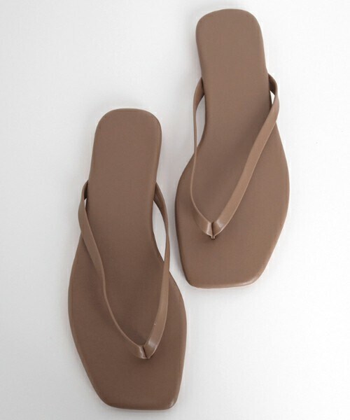 DHOLIC（ディーホリック）の「スクエアフリップフロップサンダル（ビーチサンダル・レディース・ホワイト/オレンジ/ブルー/ブラウン/ブラック/ベージュ/イエロー/ピンク/その他・230/235/240/245/250）」の3枚目の写真