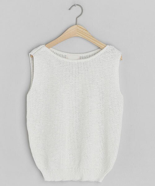 DHOLIC（ディーホリック）の「ラウンドニットスリーブレス（Tシャツ/カットソー・レディース・ブラウン/ホワイト/ベージュ・FREE）」の2枚目の写真