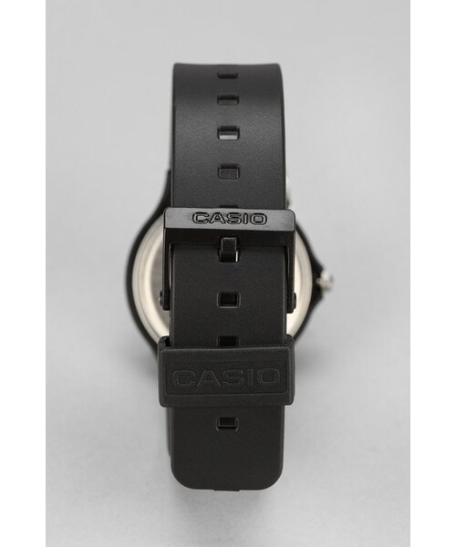 CASIO（カシオ）の「Casio Classic Analog Watch（アナログ腕時計・メンズ・BLACK/WHITE・ONE SIZE）」の3枚目の写真