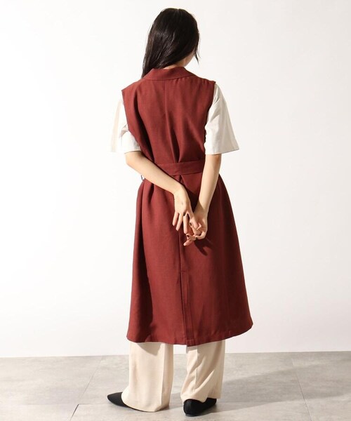 OZOC（オゾック）の「[洗える]ロングジレ（トップス・レディース・ナチュラル(050)/ブラウン(042)/モデル情報:身長158cm 着用サイズ38(M)・38(M)）」の5枚目の写真