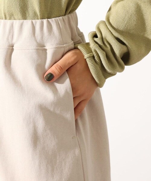 OZOC（オゾック）の「[洗える]ロングナロースカート（スカート・レディース・ナチュラル(050)/ベージュ(052)/ライトパープル(081)/モデル情報:身長157cm 着用サイズ38(M)・38(M)）」の8枚目の写真