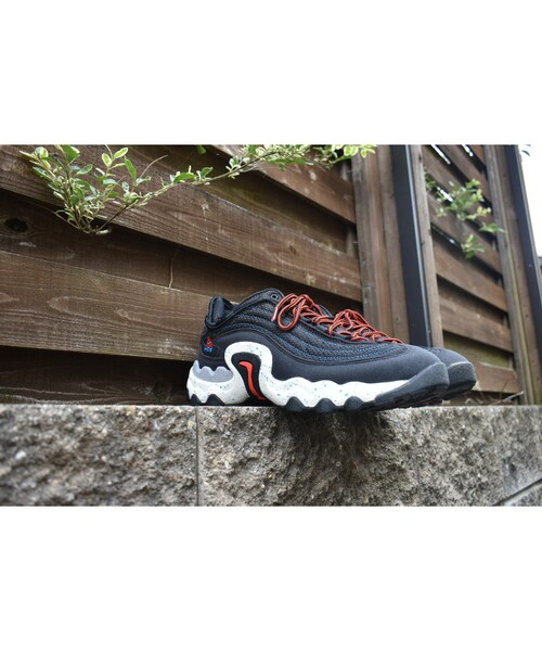 NIKE ACG（ナイキエィシージー）の「NIKE ACG AIR SKARN スニーカー BLACK & HABANERO RED（スニーカー・その他）」の4枚目の写真