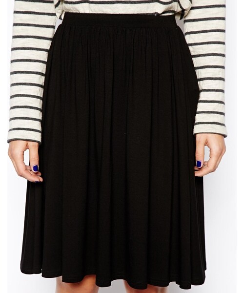 asos（エイソス）の「ASOS Midi Skater Skirt（スカート・black・US 14/US 2/US 6/US 4/US 8/US 0）」の3枚目の写真