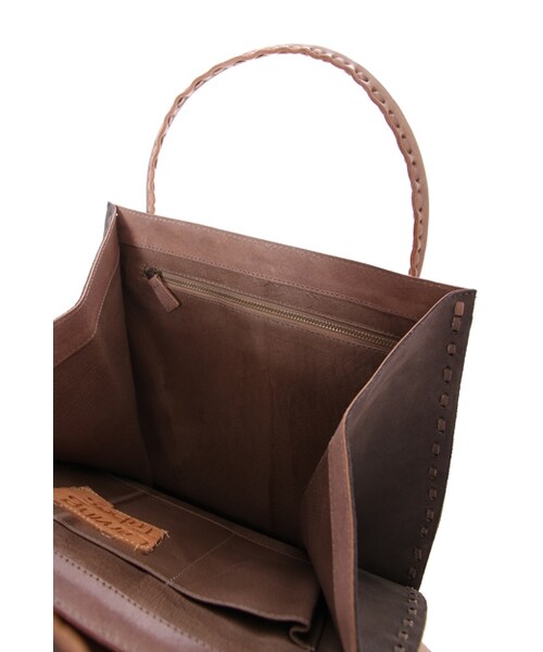 GRACE CONTINENTAL（グレースコンチネンタル）の「カービングトラペーズM（バッグ・レディース・ボルドー/ネイビー/グレー/ブラック・F）」の19枚目の写真