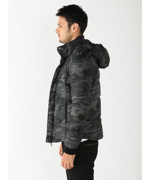 B'2nd re'qua（ビーセカンドレクア）の「AKM×AMPHIBIAN×B'2nd 限定迷彩