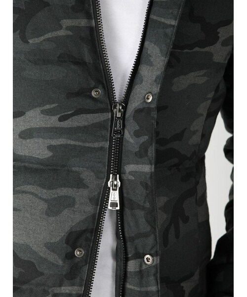 B'2nd re'qua（ビーセカンドレクア）の「AKM×AMPHIBIAN×B'2nd