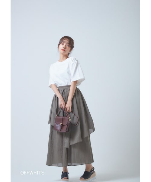 N WITH.（エヌウィズ）の「エンボスTシャツ（Tシャツ/カットソー・レディース・ベージュ/ホワイト/ブラック・FREE）」の2枚目の写真