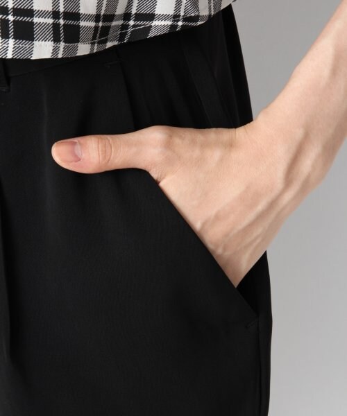 LOWRYS FARM（ローリーズファーム）の「フハク７分袖＊テーパードパンツ（ワンピース/ドレス・レディース・オフ×デニム/チェック×ブラック/ストライプ×ネイビー・Ｍ/Ｌ）」の10枚目の写真