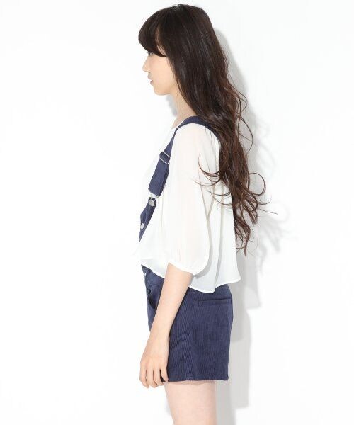 repipi armario（レピピ アルマリオ）の「コーデュロイサロペショーパン（ワンピース/ドレス・レディース・ホワイトベージュ/ベージュ/ネイビー・ＸＳ/Ｓ/Ｍ）」の4枚目の写真