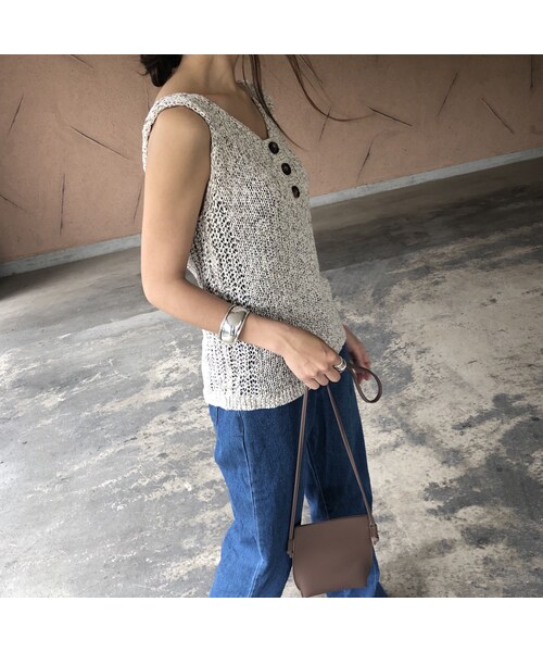 copine（コピン）の「大人可愛い！ボタンデザインノースリーブ(3color)【クリックポスト対象商品】（タンクトップ・レディース・その他）」の7枚目の写真