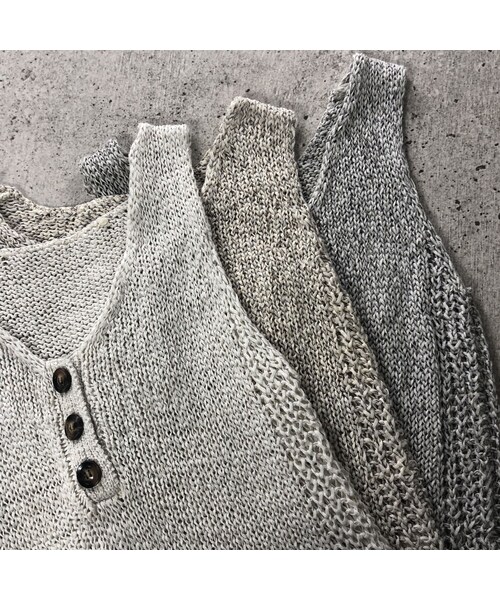 copine（コピン）の「大人可愛い！ボタンデザインノースリーブ(3color)【クリックポスト対象商品】（タンクトップ・レディース・その他）」の14枚目の写真