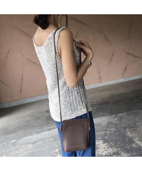 copine（コピン）の「大人可愛い！ボタンデザインノースリーブ(3color)【クリックポスト対象商品】（タンクトップ・レディース・その他）」の9枚目の写真