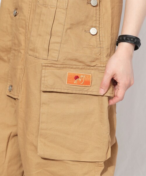 BOYSHE(ボーイシー)の「オーバーサイズ オーバーオール ネイビー(チノパンツ・レディース・その他)」の9枚目の写真