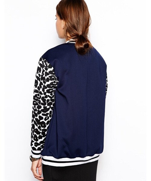 Finders Keepers（フィンダーズキーパーズ）の「Finders Keepers Once Again Bomber with Leopard Sleeves（トップス・navyleopardprint・M-US 6/S-US 4/L-US 8/XS-US 2）」の4枚目の写真