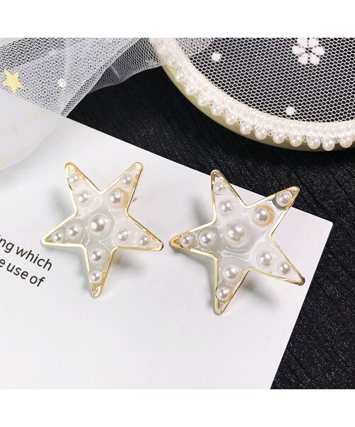 no brand（ノーブランド）の「埋め込みパール スター★ピアス（ピアス（両耳用）・レディース・その他）」の8枚目の写真